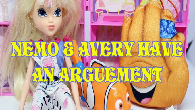 NEMO & AVERY HAVE AN ARGUEMENT HI-5 TOYS PLAY FINDING DORY MOXIE GIRLZ DISNEY PIXAR