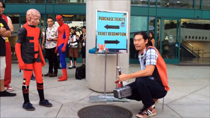 Real Thors Hammer at Comikaze (Stan Lee Signing!!!) | Sufficiently Advanced