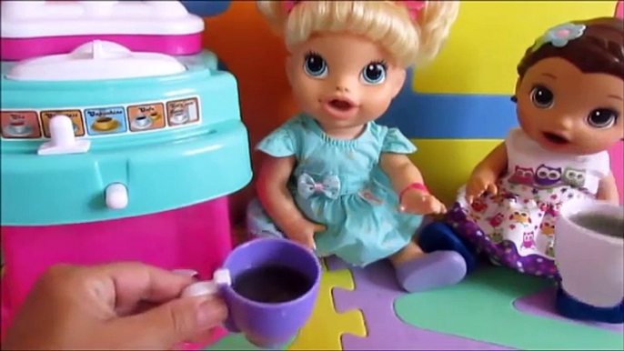 Como fazer CHOCOLATE QUENTE para Baby Alive e outras bonecas. Comidinha para bonecas.