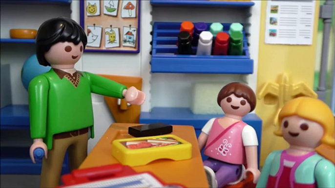 PLAYMOBIL SCHULE - MÜNDLICHER TEST - GRÜßE - Playmobil Film Deutsch - Kinderfilm - Schule