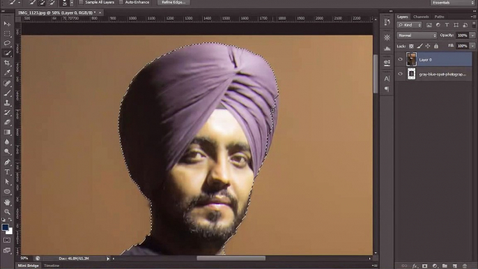 Adobe Photoshop CS6 Tutorials : Remove or Change Background of Portrait / Image