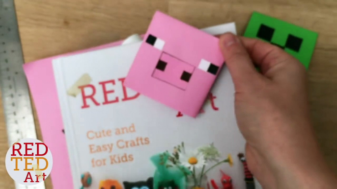 Easy Minecraft Pig Bookmark DIY - Paper Crafts