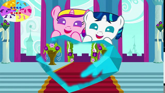 Armure bébé petit amour mon poney Princesse brillant adolescent se transforme mariage Canterlot de cadence