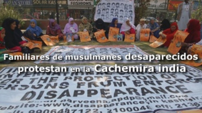 Familiares de musulmanes desaparecidos protestan en Cachemira