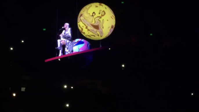 Show de Katy Perry à Nashville (19-10-2017)