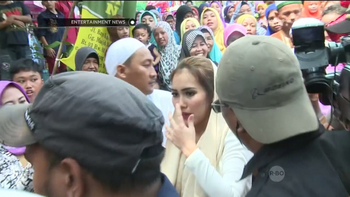 Ayu Ting ting Awali Tahun Baru dengan Kegiatan Keagamaan