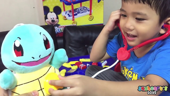 Oh no, PSYDUCK IS SICK _ Toddler acts as a doctor to treat his Pokemon toys for kids playtime-9SyS2DU_rdI