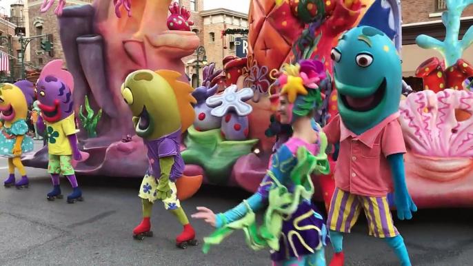 Universal Studios Superstar Parade starring Despicable Me, SpongeBob, Dora and Hop