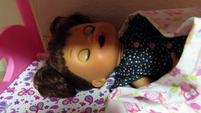 BABY ALIVE Real Surprises Doll Sneaks out of bed for a sweet surprise + Learns to Potty Twins