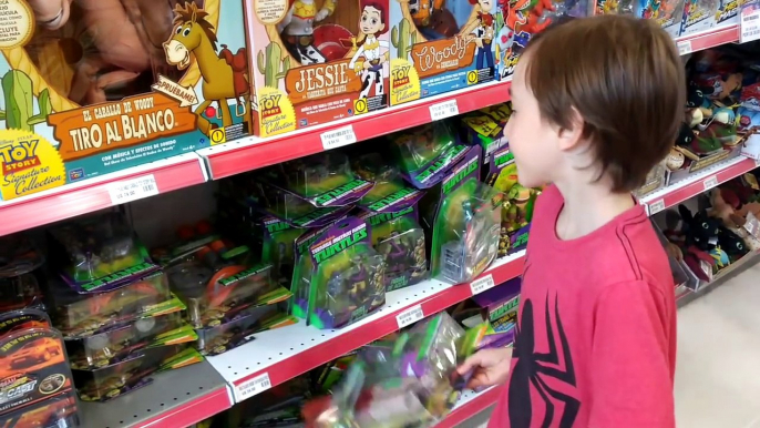 COMPRANDO NERF E BRINQUEDOS POKÉMON NO PARAGUAI + DOCINHOS GIGANTES - Vlog 43