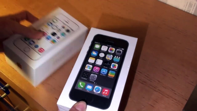 iPhone 5S unboxing (Space Gray)