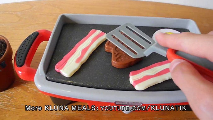 Kluna FAILED cooking class today!!! Kluna Tik Dinner #32 _ ASMR eating sounds no talk-GqD8fZ1_enA