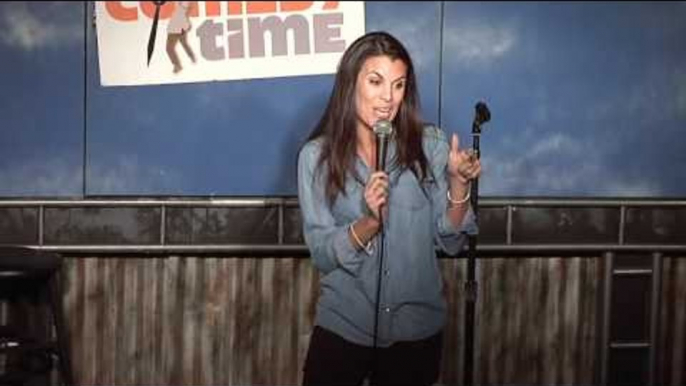 Anna Simeri: Daddy Issues (Stand Up Comedy)