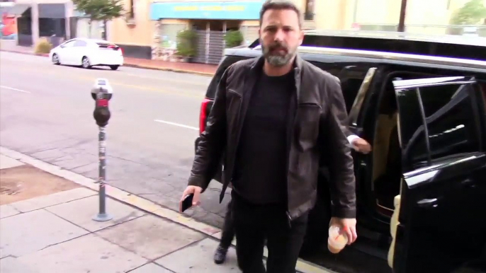 Ben Affleck Chuckles About Dressing Up As Batman For Halloween Before His Role