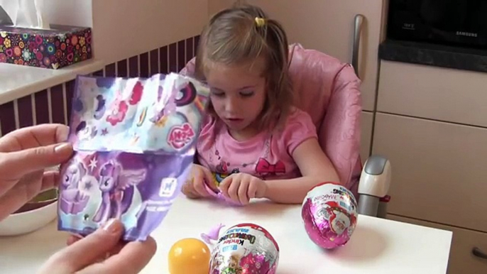 Kinder Überraschungseier Maxi Weihnachten | Ü-Eier Unboxing | Maxi Kinder Surprise Eggs Christmas