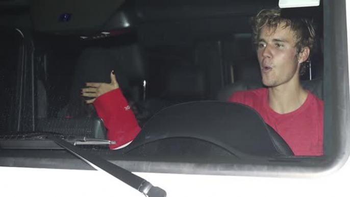 Justin Bieber and Selena Gomez Had a Hockey Date Night