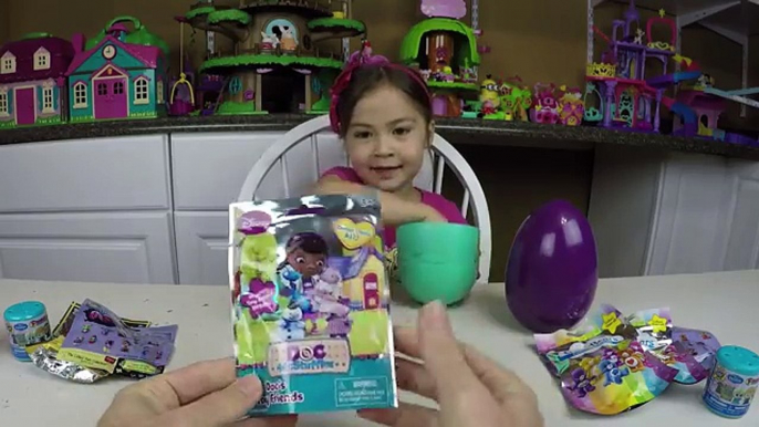 HUGE SURPRISE EGGS GAME DISNEY FROZEN Littlest Pet Learn Colors Surprise Toys Review Toy Opening