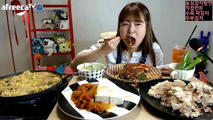 직접만든 파김치와 수육 두부김치 그리고 감자탕면 먹방 mukbang 20170902 볼빨간효닝