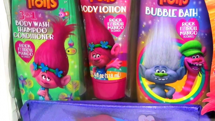 DREAMWORKS TROLLS MOVIE Poppy Branch Best Compilation Video - Bath Soap Toy Surprises