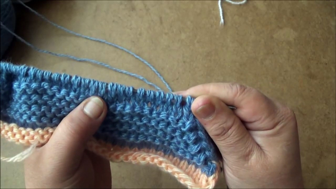 Спиральная шапочка (спицы). Knitting hat