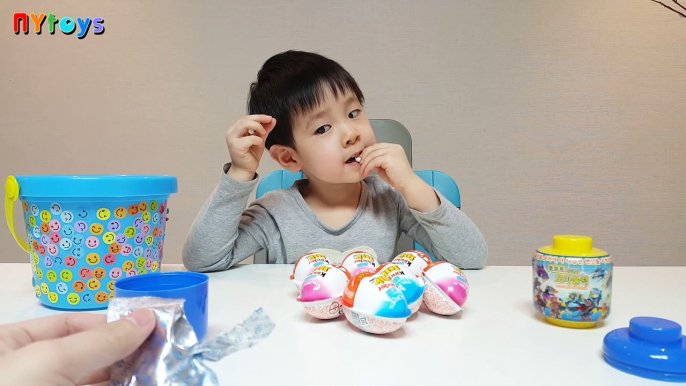 놀이터 구멍에서 알 나오다 킨더조이 모아블럭 서프라이즈 에그 뉴욕이랑놀자 NY Toys