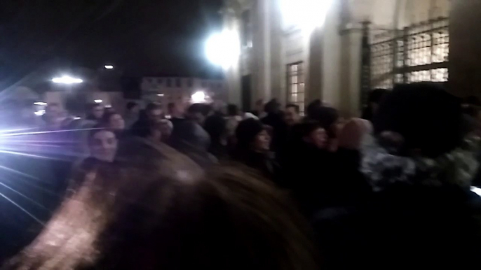 STATIONNEMENT À SAINT-DENIS - Rassemblement devant la mairie