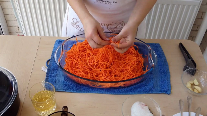 Морковь По-Корейски, Очень Просто и Вкусно (Korean Style Carrots Recipe, English Subtitles)