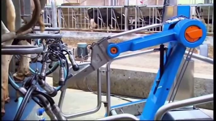 Intelligent technology of intelligent cow machine Intelligent agricultural maintenance iodine spray feed