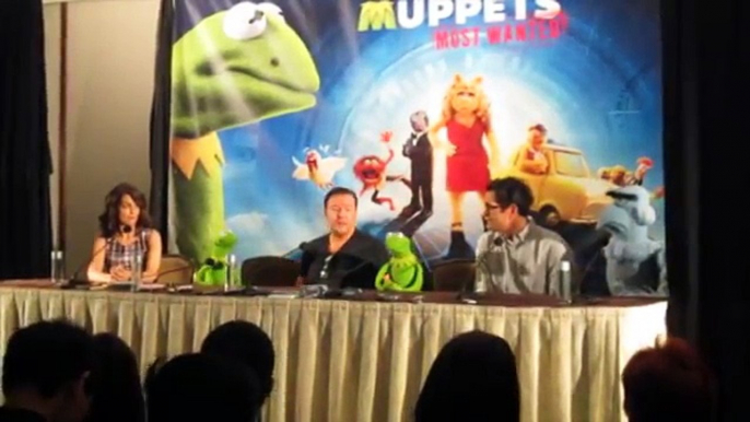 Muppets Most Wanted Press Conference - Kermit the Frog, Miss Piggy, Ricky Gervais, Tina Fey, & more!