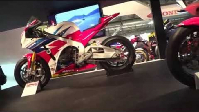 Walkaround of the Honda stand at EICMA 2016!