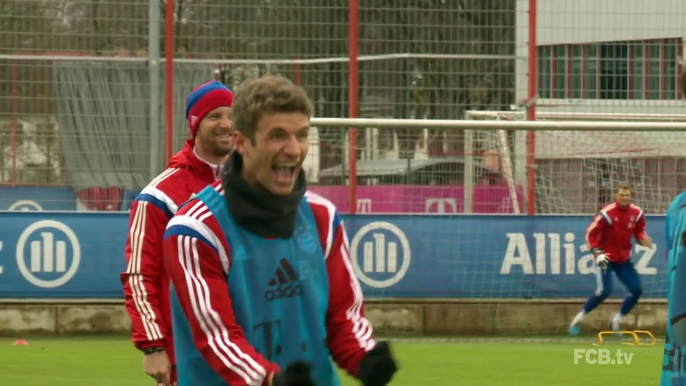 FC Bayern - Funniest Moments 2015-vJFOsrLRWPw.CUT.00'00-00'35