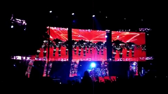 Muse - Supermassive Black Hole, New Arena, St Petersburg, Russia  10/19/2007