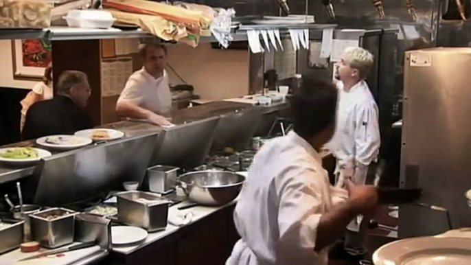 Head Chef Struggling - Ramsay's Kitchen Nightmares-F26wfdSHD5Y