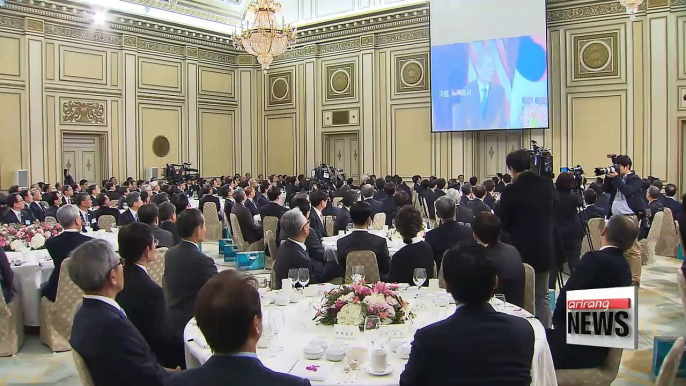 President Moon invites heads of diplomatic missions abroud to Blue House for dinner