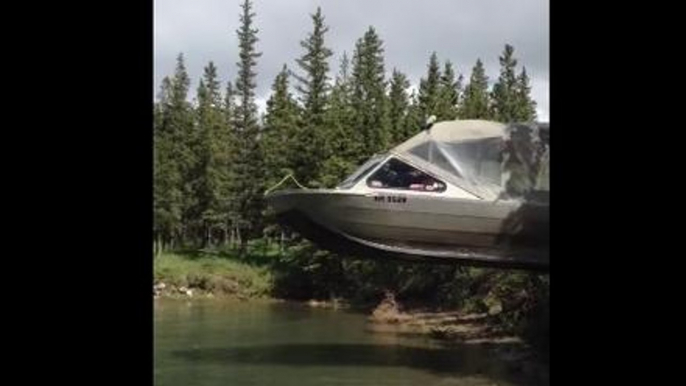 We Really Don't Recommend Doing This With Your Boat
