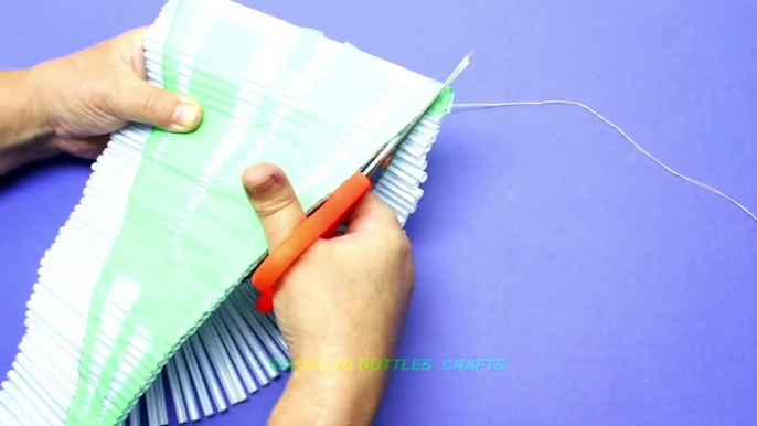 How to Reuse Drinking Straws and Make a Hanging Christmas Tree - Art and Craft Ideas-jI36K4y0OAM