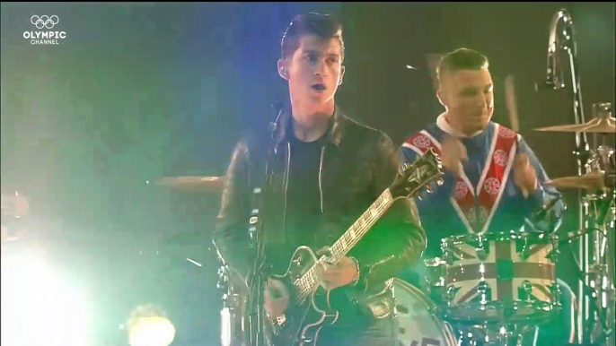 I Bet You Look Good on the Dancefloor - Arctic Monkeys live @London 2012 _ Music Monday