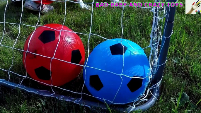 Learn Colors with Balls for Children, Toddlers and Babies _ Colours with Soccer Balls-U8Wmq