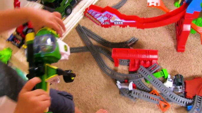 Thomas and Friends _ Thomas Trackmaster Skyhigh Bridge Jump! Fun Toy Trains for K