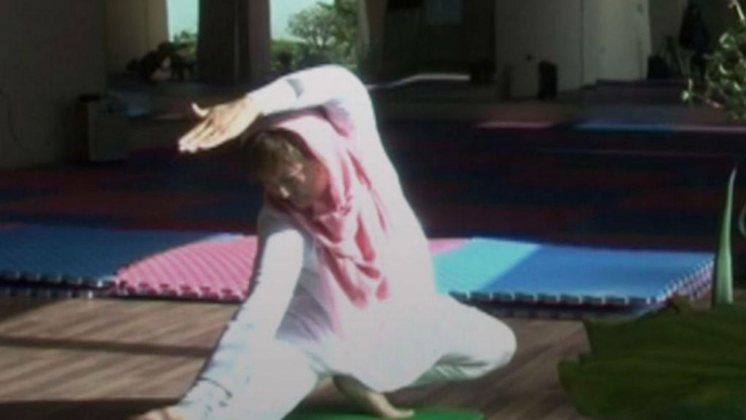 'Yoga improves morale and self-esteem,' Afghan women tell Euronews