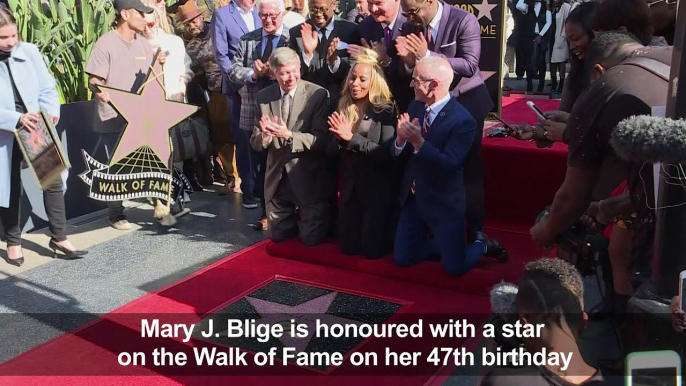 Mary J. Blige gets star on Hollywood Walk of Fame