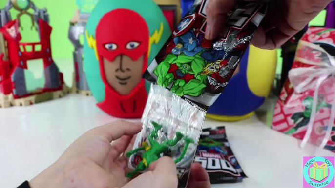 Superhero PlayDoh Surprise Eggs w/ Imaginext Green Lanterns Jet & Kilowog + Marvel/DC Crossover