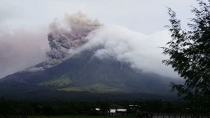 Mayon Volcano Continues to Spew Steam and Ash Above Legazpi City