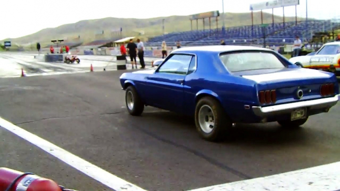 1969 Mustang Drag Racing