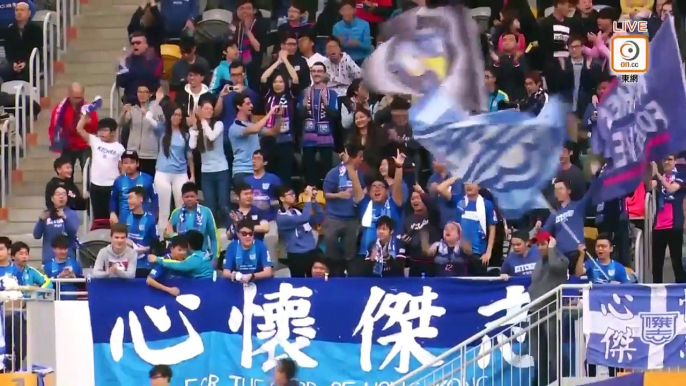 Superbe coup-franc de Forlan à Hong Kong