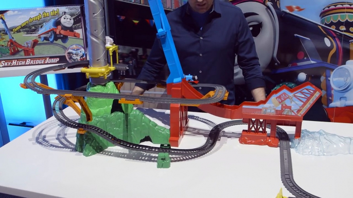 TrackMaster™ Thomas' Sky-High Bridge Jump Unboxings from New York Toy Fair 2016! | Mattel