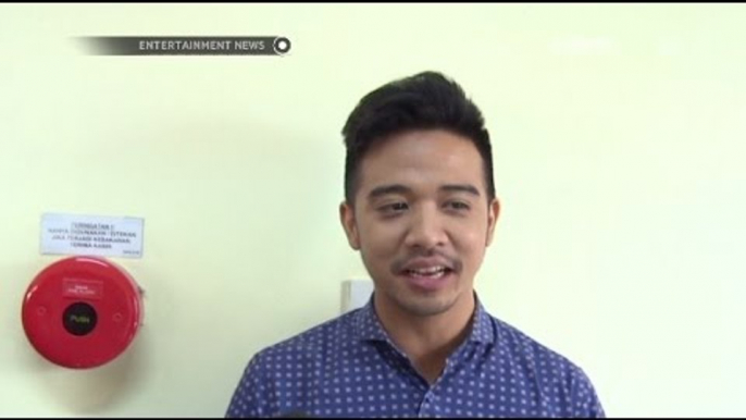 Robby Geisha melamar sang kekasih dengan acara sederhana