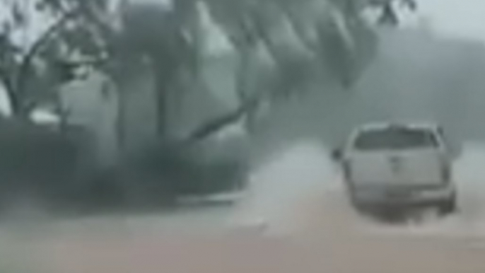 Motorists Navigate Flooded Broome Road Ahead of Cyclone Kelvin