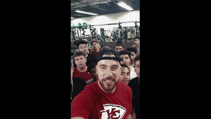 Travis Kelce Brings out the Big s NFL style | The Handoff