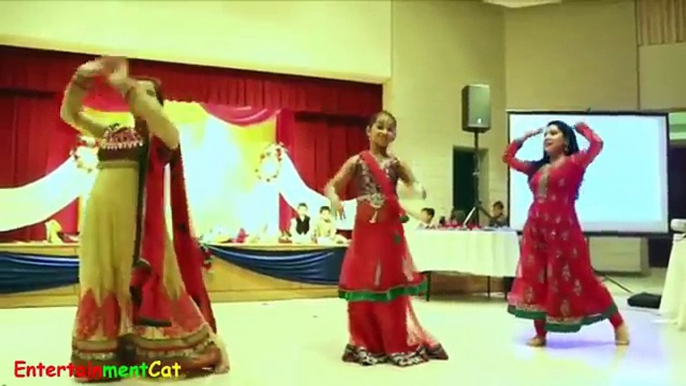 Dhola Re Dhola   Beautiful Desi Girls Dance on Wedding